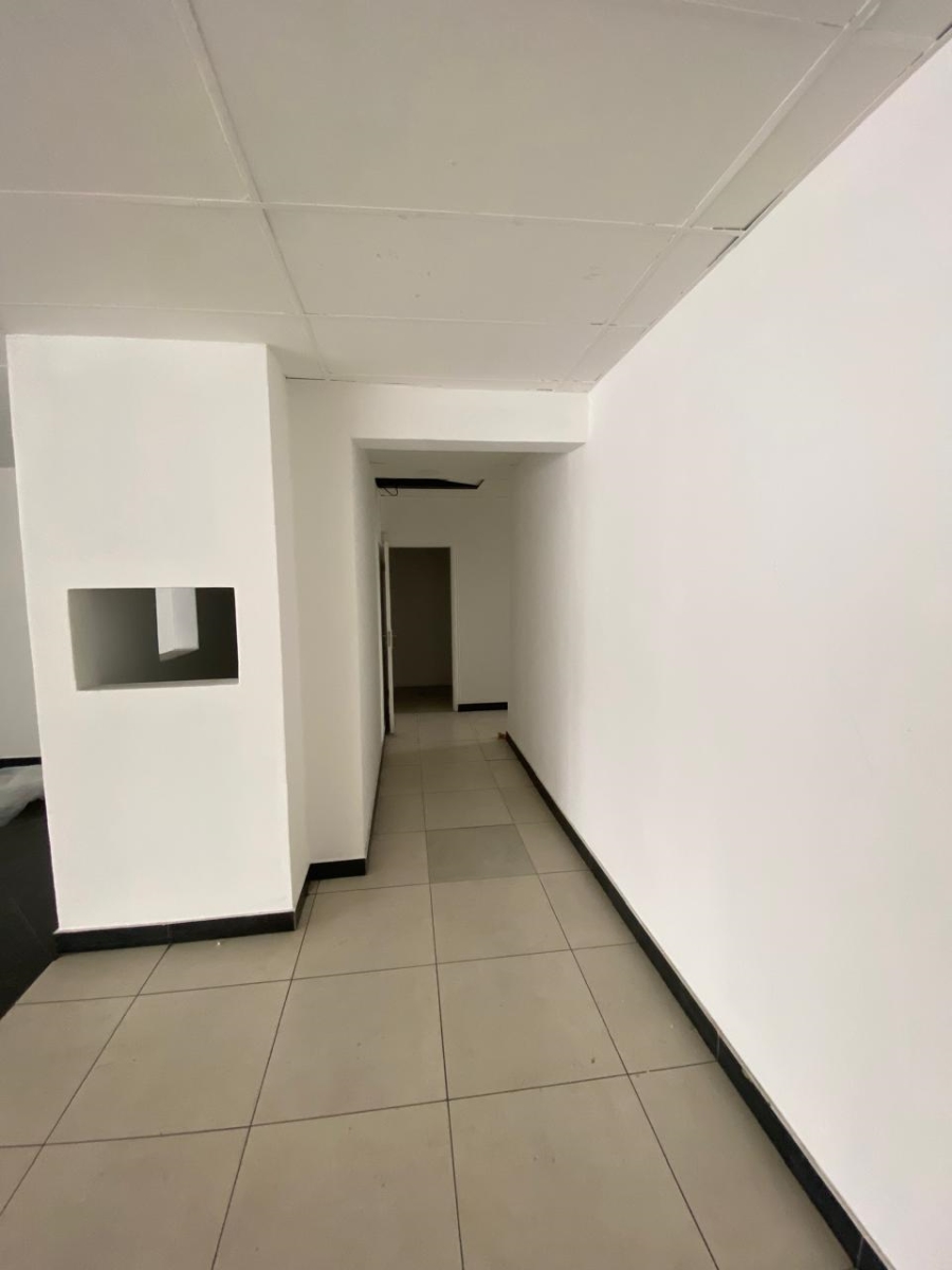 To Let commercial Property for Rent in Brackenfell Central Western Cape
